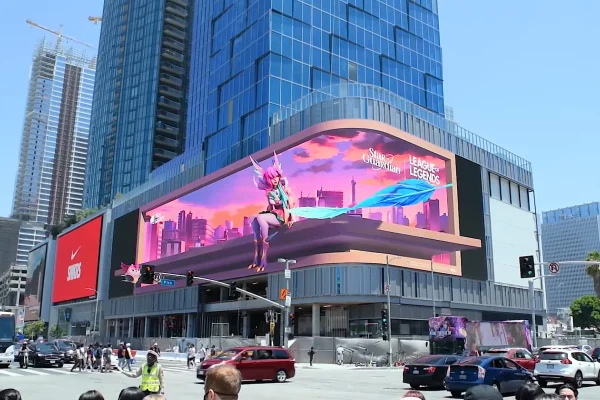 The Future of DOOH with 3D Anamorphic Displays and Programmatic Campaigns